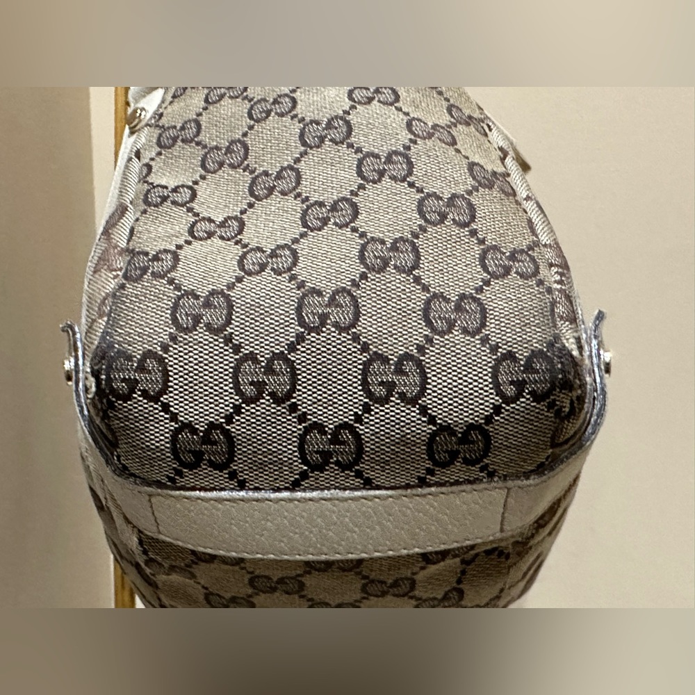 Authentic Gucci Abbey GG Brown Canvas White Leather Handbag - Picture 12 of 15